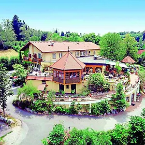 hauserl-im-wald.graz-austria-hotels.com/