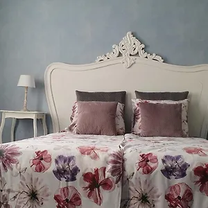 https://close-to-centre-3-rooms-2-bathr-wc-free-parking-wifi.bruges-hotels.info