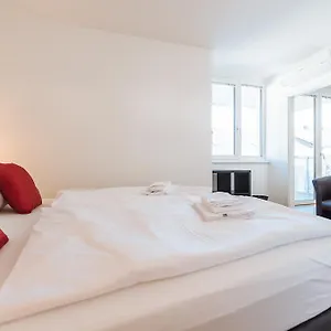 Mainstation - 10 Minutes To Citycenter - With Aircondition Vienne